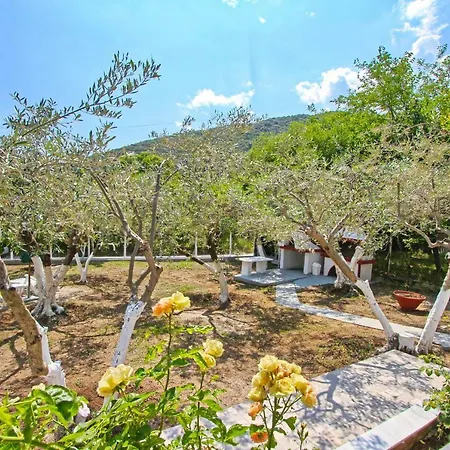 The House Of Olive Trees Nea Iraklitsa